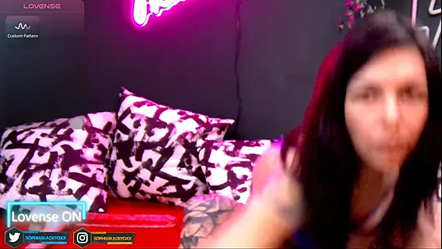 Snapshot of SophiaBlackfoxx chatting on January 9, 11:47 am SophiaBlackfoxx online show from January 9, 11:47 am
