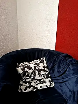 Snapshot of SophiaBlackfoxx chatting on October 9, 10:24 am SophiaBlackfoxx online show from October 9, 10:24 am