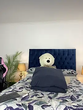 Stunning Booty online show from April 7, 7:47 pm