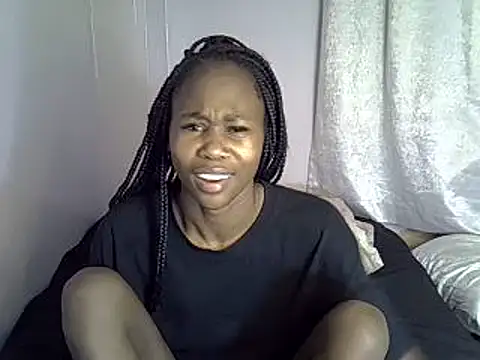 SexxyTerry online show from January 4, 12:05 am