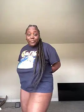 fantasygyal online show from May 13, 4:37 pm