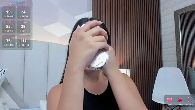 Julietasantos   online show from March 6, 6:37 pm