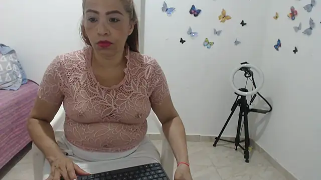 madonna101 online show from October 14, 7:03 pm