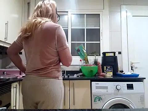 Dakota Blonde08 online show from November 2, 7:49 pm