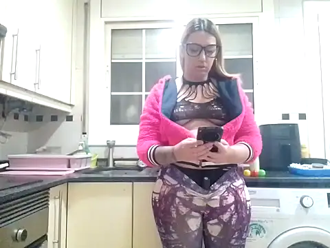 Dakota Blonde08 online show from November 8, 8:07 pm