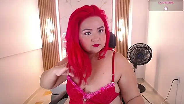 Mariana Rojas online show from May 7, 5:13 am
