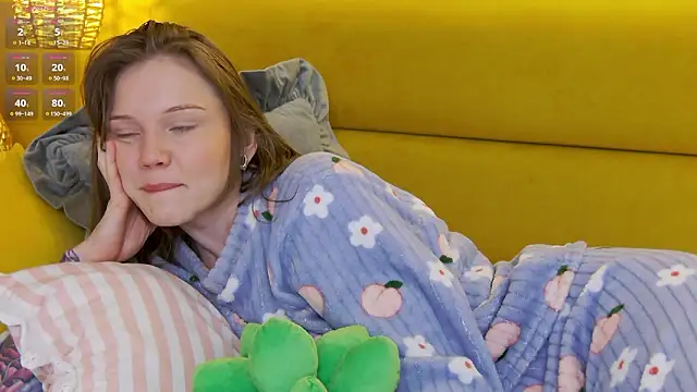 lessysweety online show from February 23, 3:26 am