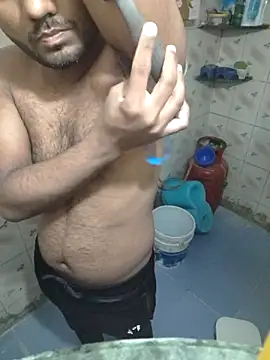 Snapshot of Desi69emd chatting on December 20, 2:13 pm Desi69emd online show from December 20, 2:13 pm