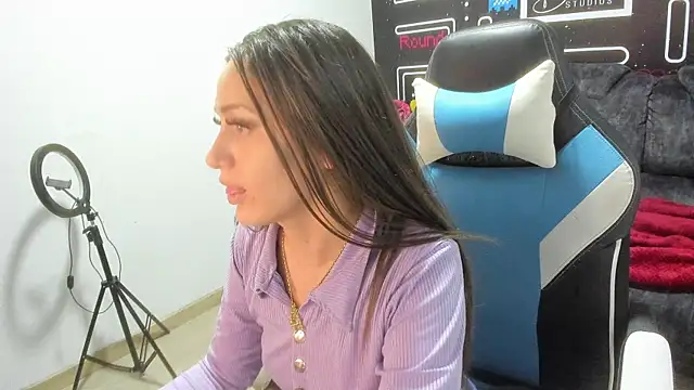 Snapshot of Carolina_hernandez22 chatting on January 11, 2:20 am Carolina hernandez22 online show from January 11, 2:20 am