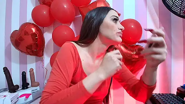 Snapshot of Carolina_hernandez22 chatting on February 14, 3:47 pm Carolina hernandez22 online show from February 14, 3:47 pm