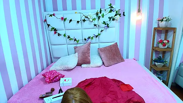 Snapshot of Carolina_hernandez22 chatting on March 20, 12:53 pm Carolina hernandez22 online show from March 20, 12:53 pm