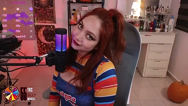 Snapshot of LilyVelvett chatting on October 26, 3:12 am LilyVelvett online show from October 26, 3:12 am