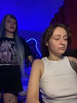 Snapshot of Dooubletroublee chatting on November 6, 12:33 am Dooubletroublee online show from November 6, 12:33 am