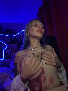 Snapshot of Dooubletroublee chatting on November 9, 10:30 pm Dooubletroublee online show from November 9, 10:30 pm