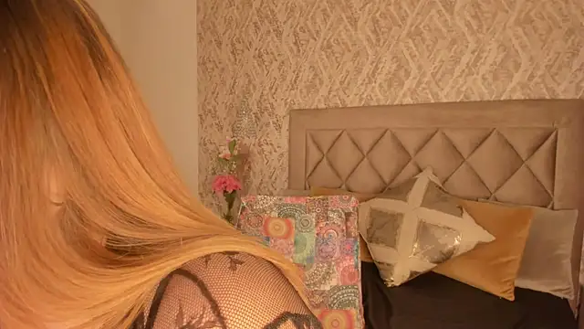 Snapshot of Lady_lacey05 chatting on February 18, 5:21 pm Lady lacey05 online show from February 18, 5:21 pm