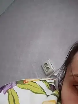 emeli moon online show from December 6, 11:22 am