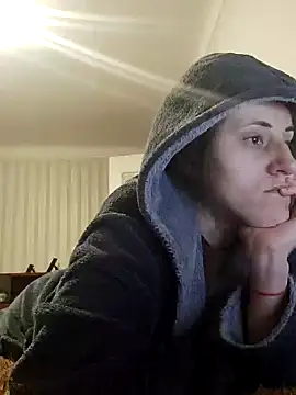 emeli moon online show from December 29, 4:08 pm