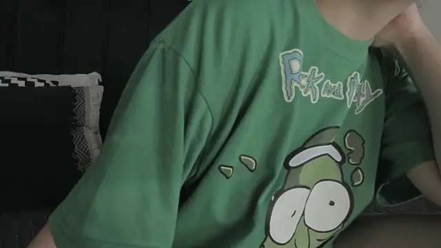 Snapshot of Adeelinee chatting on February 3, 7:42 pm Adeelinee online show from February 3, 7:42 pm