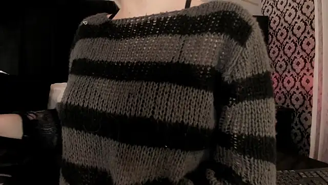 Adeelinee online show from January 9, 7:59 pm