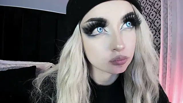 Adeelinee online show from April 9, 7:41 pm