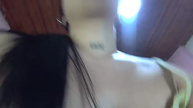 Snapshot of white_sexy_ chatting on March 6, 11:20 pm white sexy online show from March 6, 11:20 pm