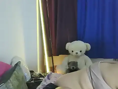 Snapshot of ximenajimenez chatting on December 23, 10:01 pm ximenajimenez online show from December 23, 10:01 pm