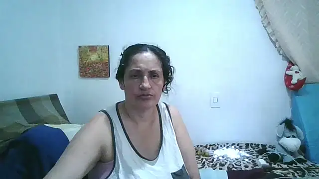 Snapshot of ximenajimenez chatting on April 17, 10:13 pm ximenajimenez online show from April 17, 10:13 pm