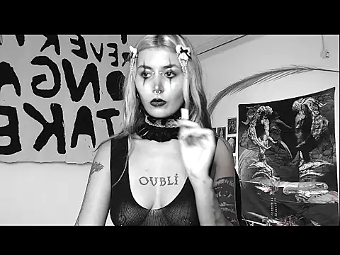 god x girl online show from November 12, 9:47 pm