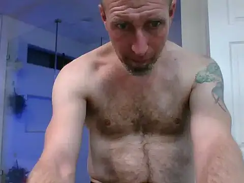 El Gizmo online show from February 15, 6:21 am