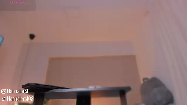 hanna lee02 online show from February 24, 12:14 pm