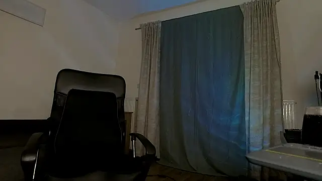 juliusmasters online show from February 23, 9:37 pm