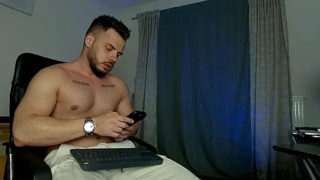 juliusmasters online show from February 24, 8:25 pm