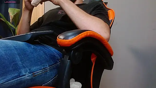 Mr WhiteCock online show from October 22, 12:22 am