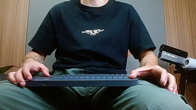 Mr WhiteCock online show from November 8, 11:47 pm