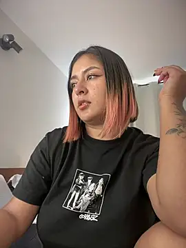 Rae Lil White online show from February 16, 9:48 pm