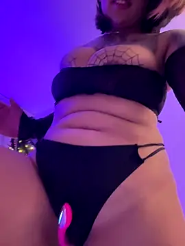 Snapshot of Rae_Lil_White chatting on December 1, 2:49 am Rae Lil White online show from December 1, 2:49 am