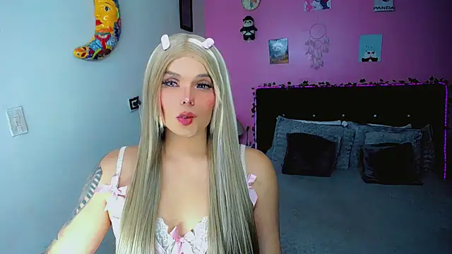 SweetKim21 online show from April 15, 2:51 am