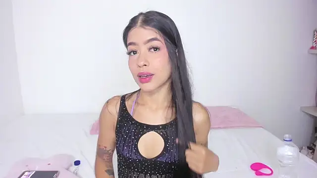 analia collins online show from October 1, 12:16 am