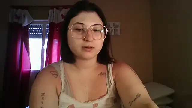 imsohornydacom online show from November 28, 8:33 pm