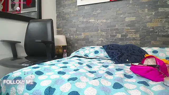 dayadubey  online show from April 6, 11:33 am