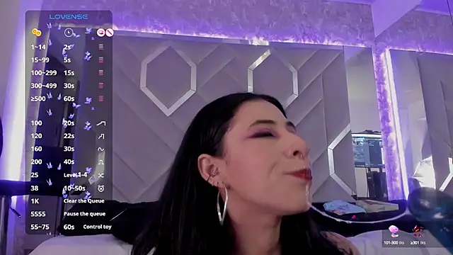 Sara Foxx1 online show from January 31, 10:10 pm