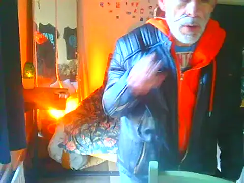 DaddyQuimHot online show from December 3, 10:50 am