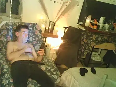 DaddyQuimHot online show from December 19, 3:29 am