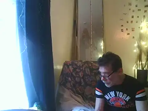 DaddyQuimHot online show from February 11, 2:02 pm