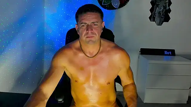 Snapshot of petr37pol chatting on May 29, 1:14 am petr37pol online show from May 29, 1:14 am