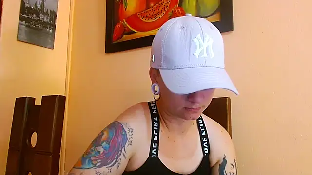 tomboyblue online show from July 10, 4:20 pm