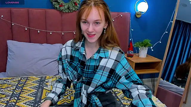 VanillaKelly online show from December 24, 3:49 am