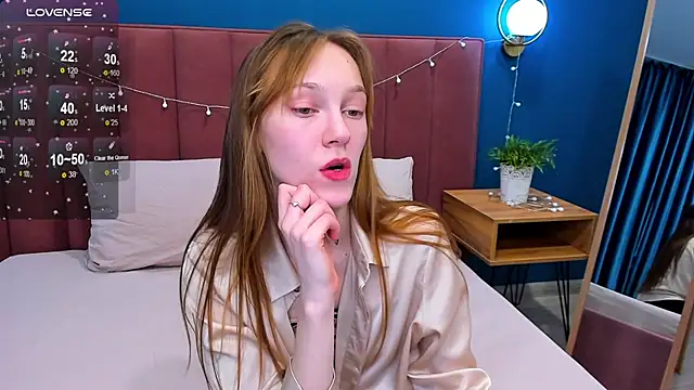 VanillaKelly online show from February 6, 4:31 am