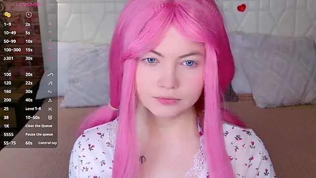 Lisa Adam online show from March 26, 4:01 pm