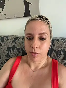 MariaValentine online show from July 13, 6:49 am